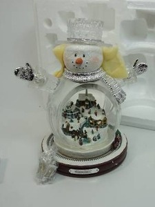 Thomas Kinkade White Christmas Snowman Train Lighted Animated By The Bradford Editions..