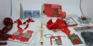 Seasonal Holiday Christmas DeCor...