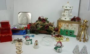 Seasonal Holiday Christmas DeCor...Carousel Horses JC Penney Home Jingle Bells Musical Ivory Bisque Porcelain