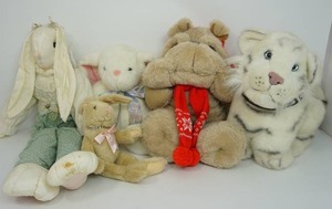 Seasonal Holiday Christmas Kris Kringle 1980s Plush Shar Pei, Siegfried & Roy Pup...