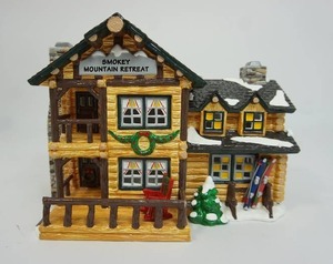 lot 56 image: Department 56 The Original Snow Village Collection Smokey Mountain Retreat #56.54872 Year 1996