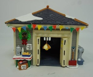 lot 82 image: Department 56 The Original Snow Village Collection Another Mans Treasures Garage #56.54945 Year 1999...