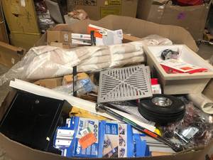 Gaylord of Small Housewares, Hardware and Misc Items Various Models and Conditions   Customer Returns See Pictures