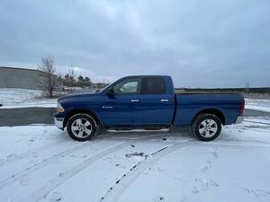 2009 Dodge RAM 1500 SLT - 4X4 - 2 OWNRES