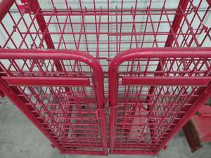 lot 14 image: Masking Cart...