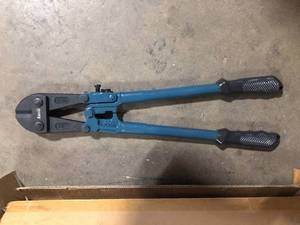 Lot of  Bolt Cutters  Customer Returns See Pictures