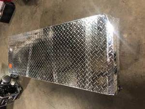 Husky 61.86 in. Diamond Plate Aluminum Low Profile Mid-Size Crossbed Truck Tool Box Damaged No Keys  Customer Returns See Pictures