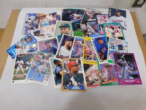 lot 169 image: (25) Kirby Puckett Cards - Twins Great & HOFer