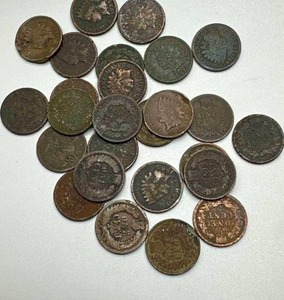 lot 8 image: Lot of 25 Indian Head Pennies