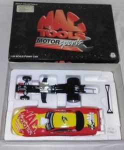 lot 33 image: NHRA Funny Car 1997 Gatornationals.