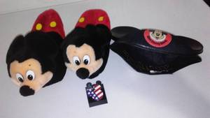 lot 56 image: Disney Kids Slippers, Hat And Pin.