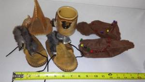 lot 61 image: Native American Items.
