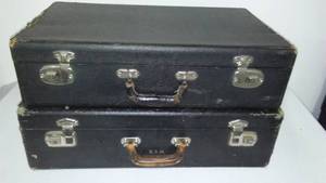 lot 83 image: Vintage Suitcases (2)