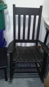 lot 90 image: Adirondak Chair And Side Table  Wow