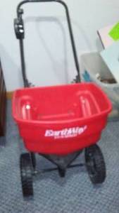 lot 143 image: Broadcast Fertilizer Spreader