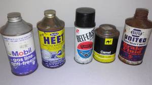 lot 146 image: Vintage Automobile Cans (5).