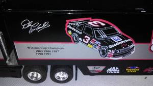 lot 269 image: NASCAR Dale Earnhardt Semi Tractor Trailer No.3