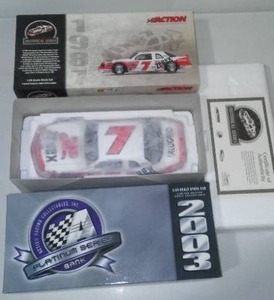 lot 278 image: NASCAR Alan Kulwicki No.7 Zerex, 1987 Thunderbird.