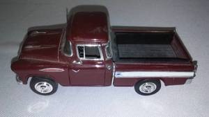lot 289 image: Chevy Cameo Pickup 1957