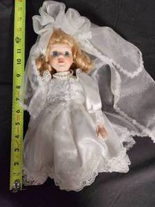lot 77 image: Vintage Porcelain Bride Doll