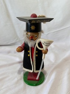 lot 173 image: Vintage Steinback Smoker The Professor
