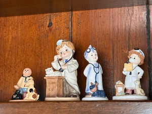 lot 186 image: Vintage Veterinarian Figurines including Napco Porcelain China Figurine Little Vet Boy, Child Playing Doctor, Enesco Veterinarian