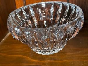 lot 195 image: Vintage Crystal Bowl
