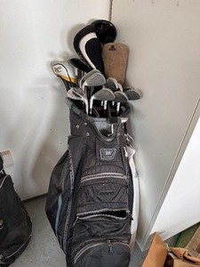 lot 217 image: Set of Golf Clubs in Bag