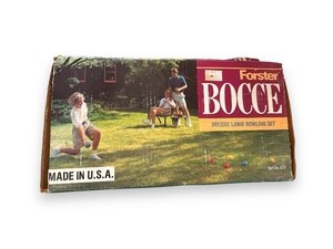 lot 213 image: Bocce Ball Set