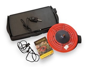 lot 214 image: Vintage Fondue Pot and Electric Griddle