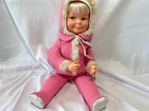 lot 131 image: Vintage 1960s Little Lost Baby Doll 1968 Ideal Laugh Cry Sleep 21 with Rotating Head