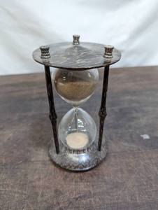 Hourglass
