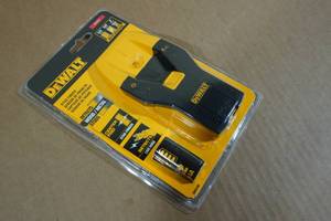 lot 36 image: DeWalt Stud Finder