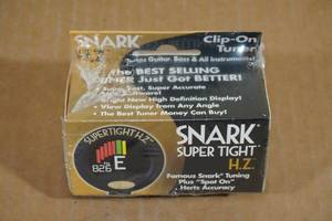 lot 68 image: Snark Clip-On Tuner