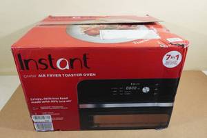 lot 77 image: Instant 7-In-1 Omni Air Fryer Toaster Oven