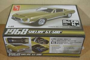 lot 108 image: AMT 1968 Shelby GT-500 125 Plastic Model Kit