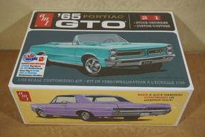lot 110 image: AMT 65 Pontiac GTO 125 Customizing Model Kit