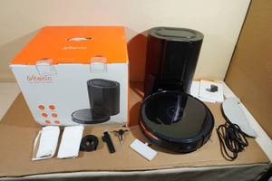 lot 129 image: Ultenic Robot Vacuum and Mop Combo