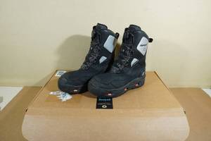lot 196 image: Korkers Polar Vortex Winter Boots -Mens 11