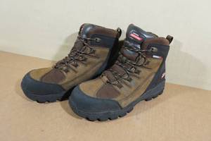 lot 203 image: Dickies Mens Steel Toe Boots -Size 11