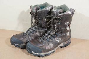 lot 204 image: Cabelas Goretex Scentlok Boots -Size 9