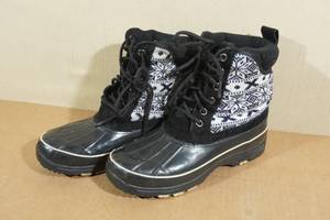 lot 205 image: Khombu Womens All Weather Boots -Size 8