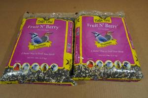 lot 239 image: 2 5lb Better Bird Fruit N Berry Bird Feed