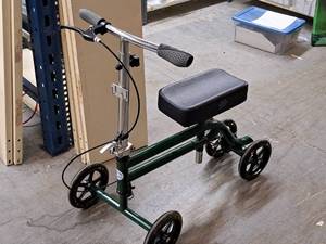 lot 180 image: Kneerover Knee-Kick Scooter
