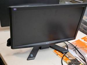 lot 184 image: Acer 20 LCD Computer Monitor X203H with Power Cord