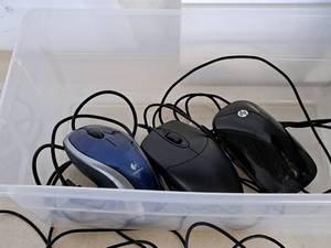 lot 200 image: Lot of (3) Wired Computer Mouse Controllers