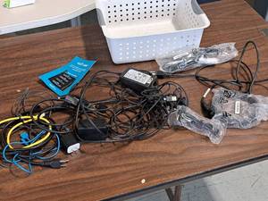 lot 221 image: Lot of (1 Tote) Assorted Computer Power Cords