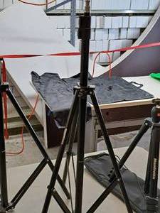 lot 226 image: Amazon Basics Adjustable Camera Tripod