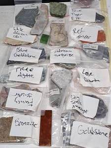 lot 40 image: Gemstone Slab Mix #1 20 Gem Slabs For Cabbing. Various Jasper, Agate, Quartz