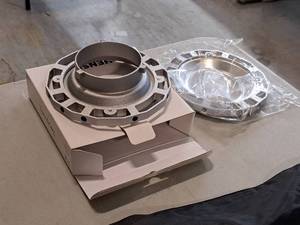 lot 248 image: Lot of (2) Hensel 7-12 Speedrings